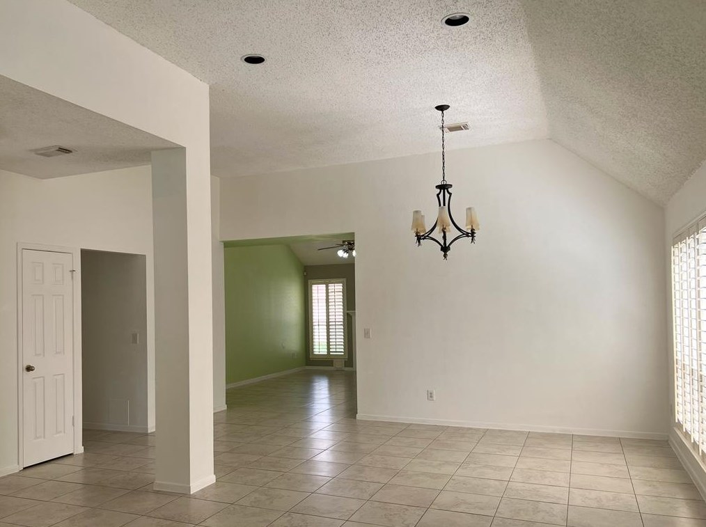 8807 Stoney Bend Dr, Spring TX  77379-6361 exterior