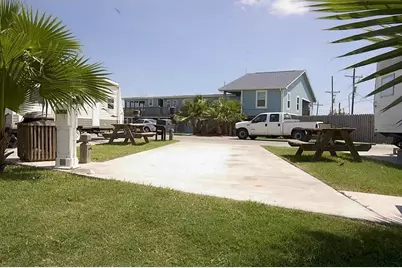 1250 N Crystal Beach Road, Crystal Beach, TX 77650 - Photo 9
