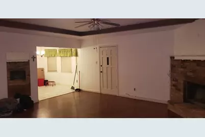 2017 5th Street, Orange, TX 77630 - Photo 3