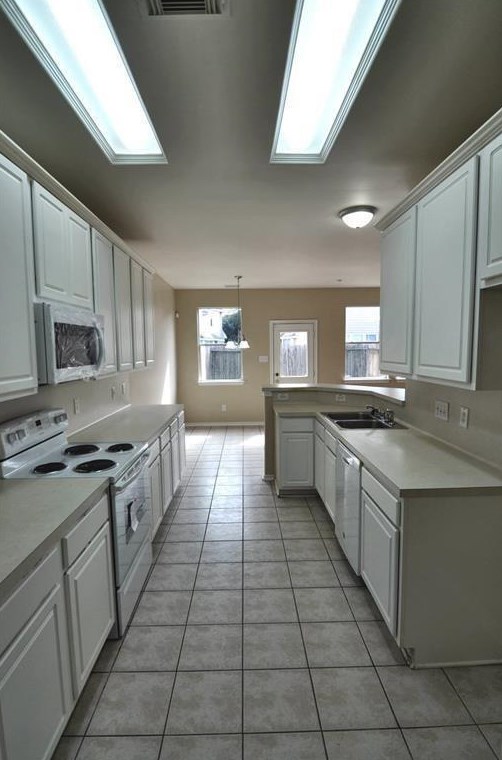 2915 Loganberry Park Ln, Houston TX  77014-1422 exterior