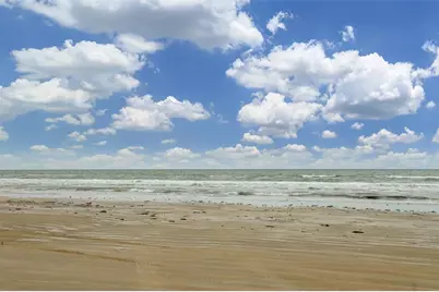 3010 Blue Water Hwy, Surfside Beach, TX 77541 - Photo 9