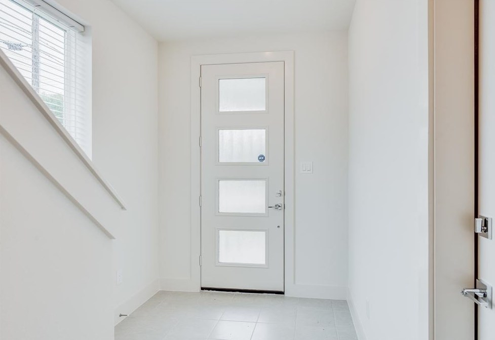 2102 Live Oak St, Houston TX  77003-6026 exterior