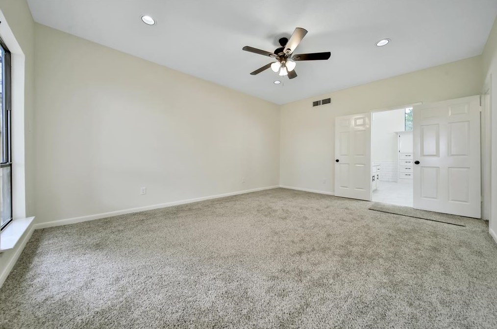 7314 Blenheim Palace Ln, Houston TX  77095-3552 exterior
