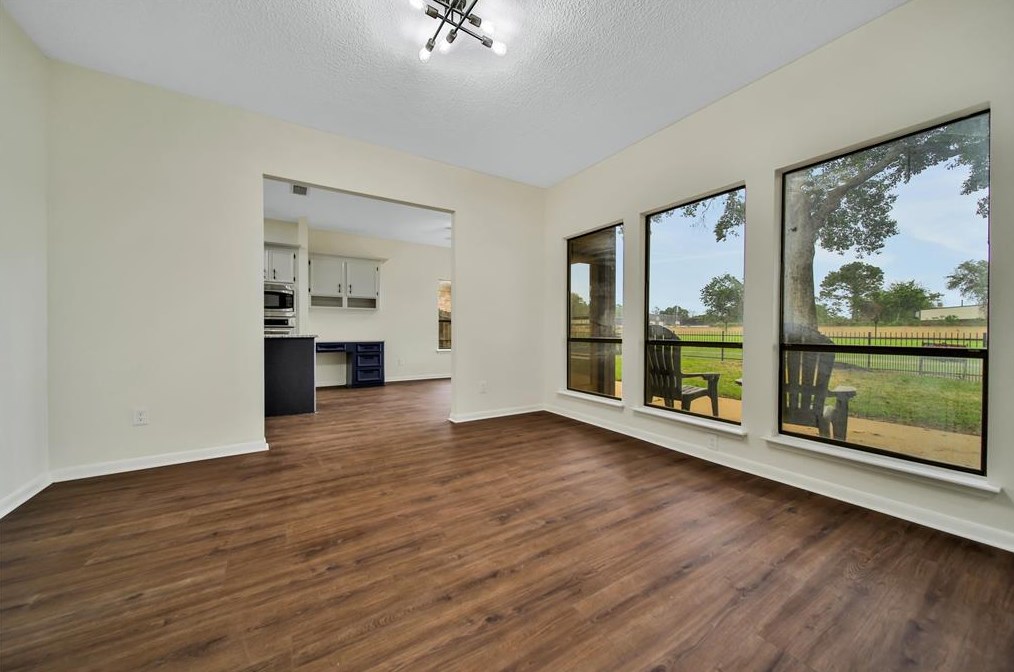7314 Blenheim Palace Ln, Houston TX  77095-3552 exterior