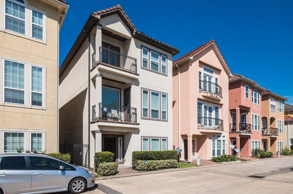 7210 Turtle Lagoon Row, Houston TX  77036-4416 exterior