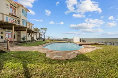 5417 W Bayshore Drive #A, Bacliff, TX 77518 - Photo 7