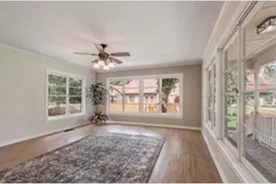 924 E Houston Avenue, Crockett, TX 75835 - Photo 13