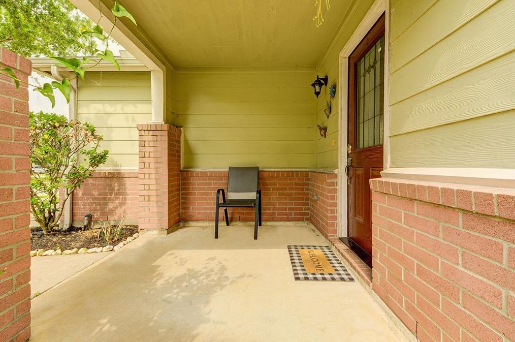 18118 Tyler Trails Ct, Cypress TX  77433-7606 exterior