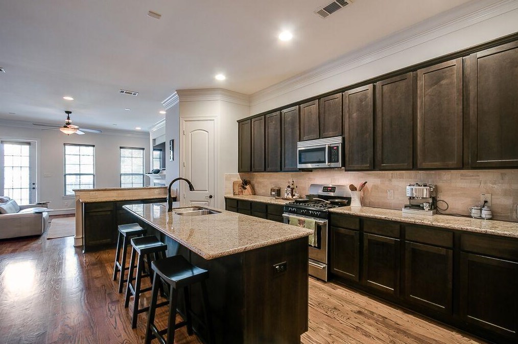 5236 Kiam St, Houston TX  77007-1215 exterior