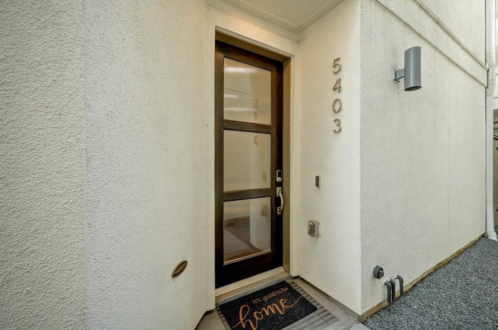 5403 Larkin St, Houston TX  77007-1803 exterior