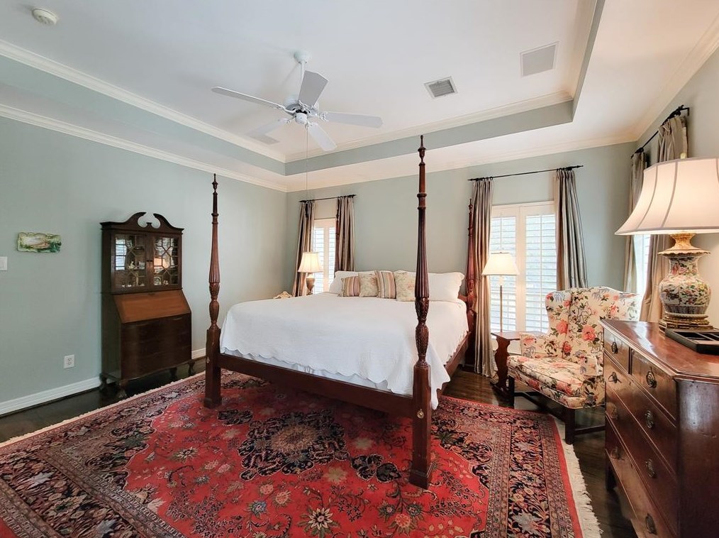 5807 Inwood Park Ct, Houston TX 77057-3196 exterior