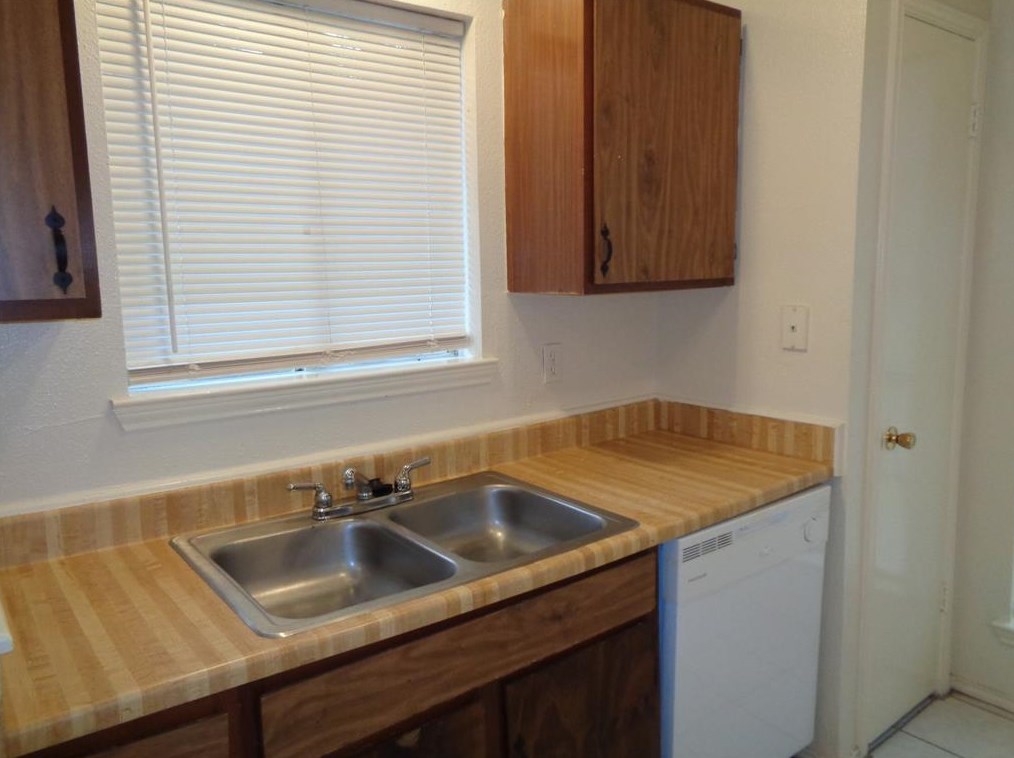 13738 Sablecrest St, Houston TX  77014-2815 exterior