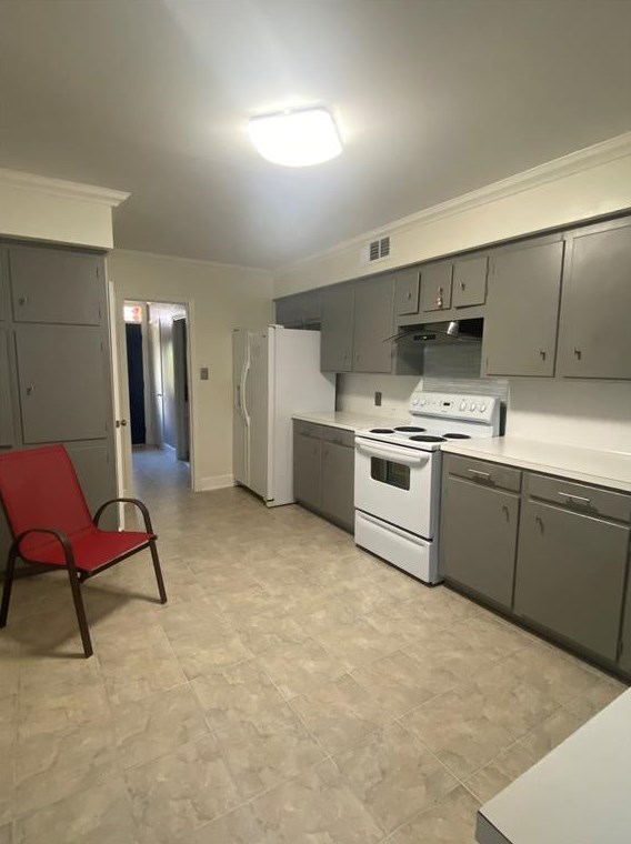 6310 Deerwood Rd, Houston TX  77057-1072 exterior