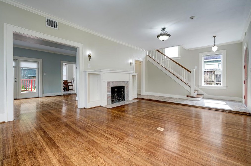 408 Marshall St, Houston TX  77006-4517 exterior