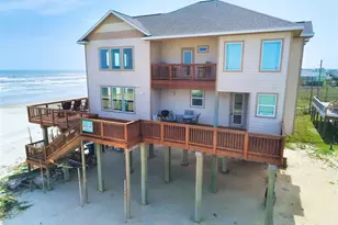 107 Yucca Ave, Surfside Beach, TX 77541 - Photo 3