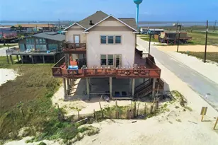 107 Yucca Ave, Surfside Beach, TX 77541 - Photo 5