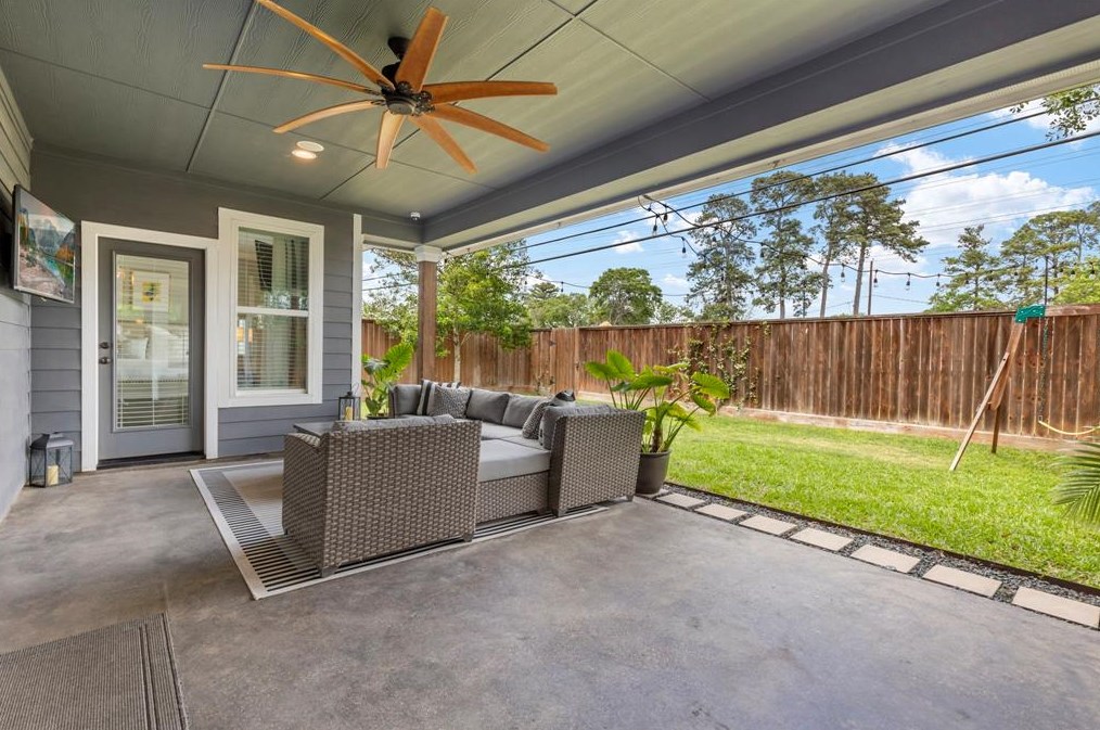 1034 31 St, Houston TX  77018-8311 exterior