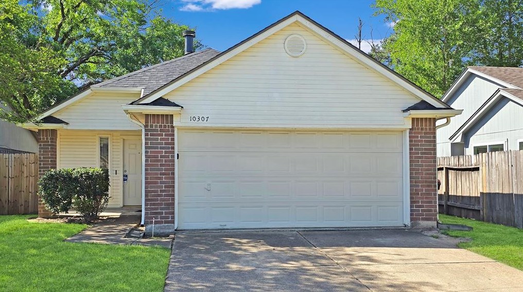 10307 Bushy Crk Dr, Houston TX  77070-4701 exterior