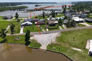 646 Yaupon Cove Dr, Onalaska, TX 77360 - Photo 1