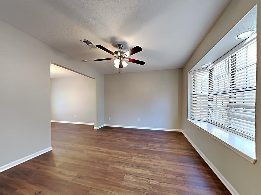 158 Pathfinders Cir, Spring TX  77381-3001 exterior