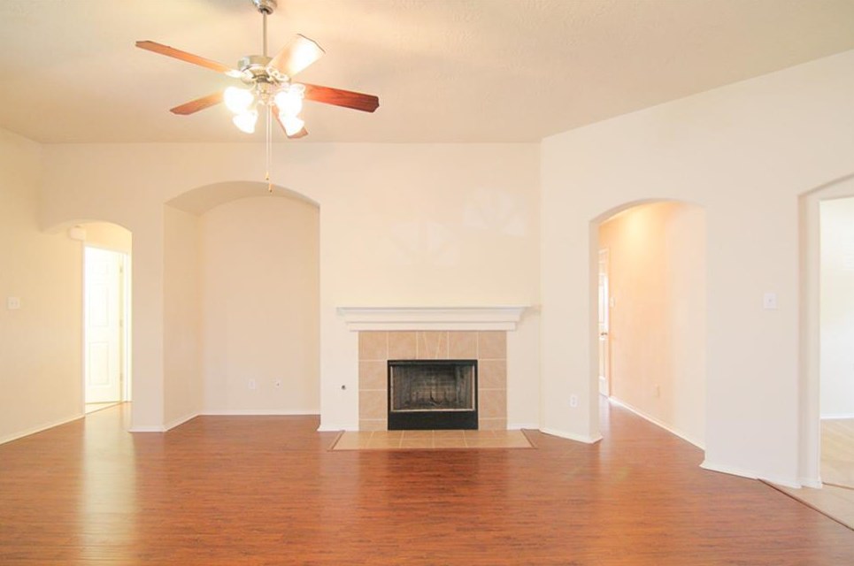 1826 Vernal Glen Cir, Spring TX  77388-2604 exterior