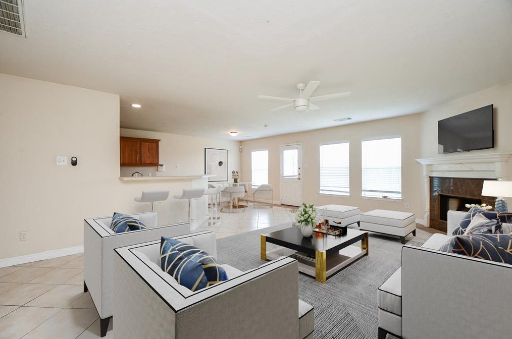 6626 Barker Bnd Ln, Katy TX  77449-0118 exterior