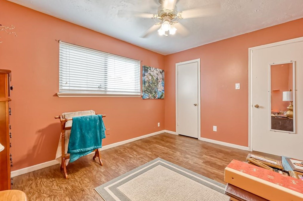 14339 Duncannon Dr, Houston TX  77015-2419 exterior