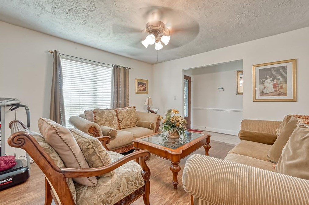 14339 Duncannon Dr, Houston TX  77015-2419 exterior