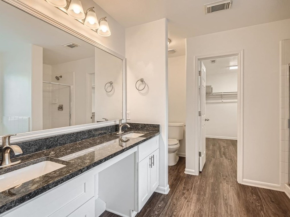 13906 Sorrel Grv Ct, Houston TX  77047-4531 exterior