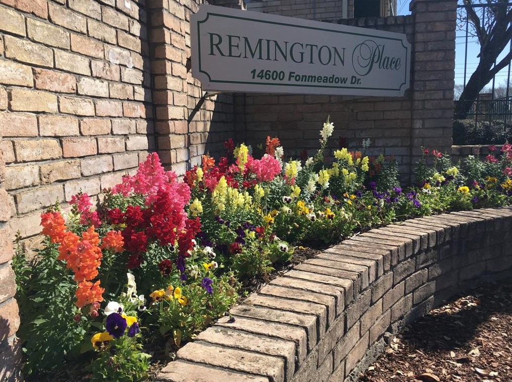 14600 Fonmeadow Dr, Houston TX  77035-6672 exterior