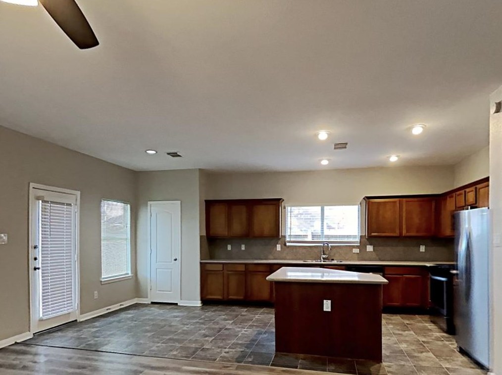 7711 Sapulpa Ln, Cypress TX  77433-2513 exterior