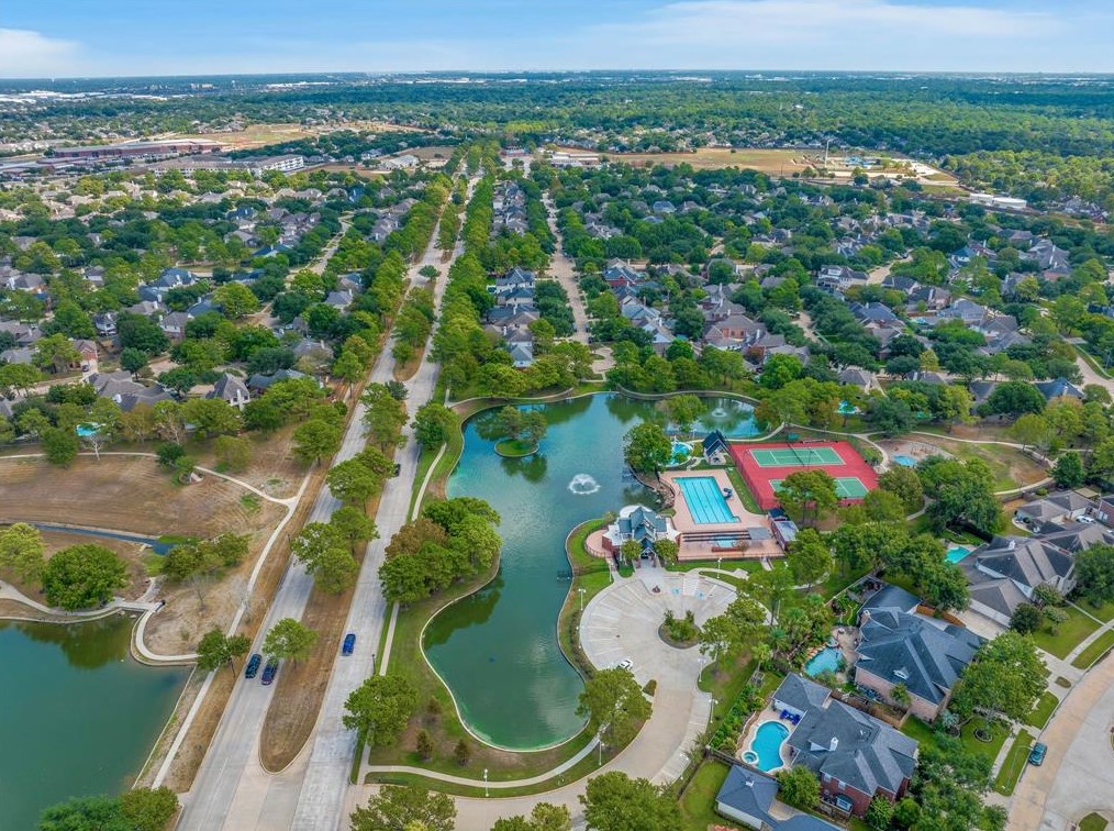 17111 Copper Shr Dr, Houston TX  77095-4331 exterior