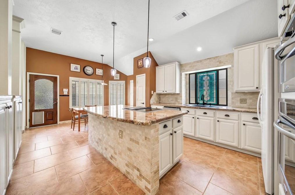 17111 Copper Shr Dr, Houston TX  77095-4331 exterior
