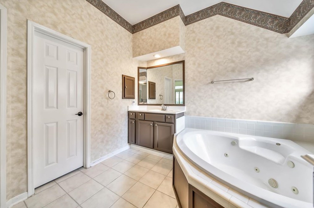 17111 Copper Shr Dr, Houston TX  77095-4331 exterior