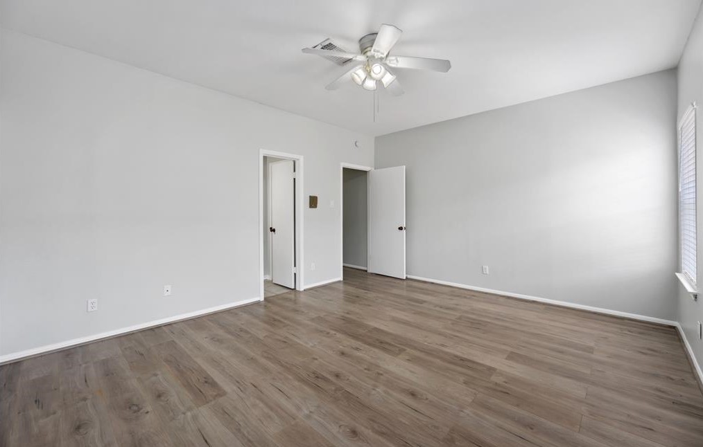 2844 Holly Hall, Houston TX  77054-4146 exterior