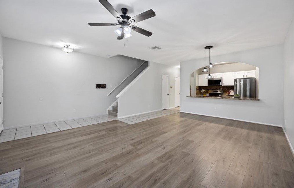 2844 Holly Hall, Houston TX  77054-4146 exterior