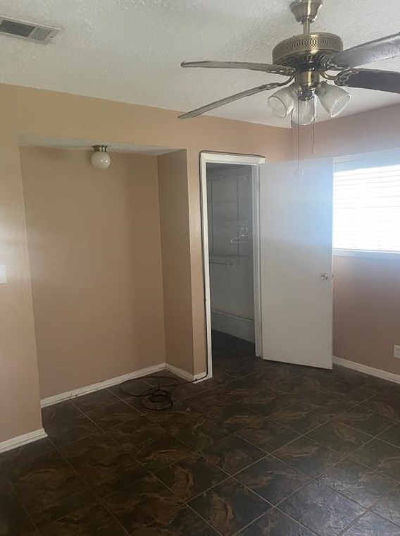 7811 Trentway St, Houston TX  77040-6117 exterior
