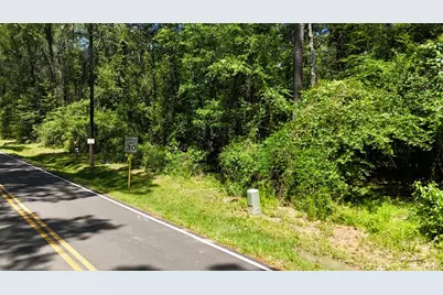 200 Hargrave Road, Huffman, TX 77336 - Photo 1