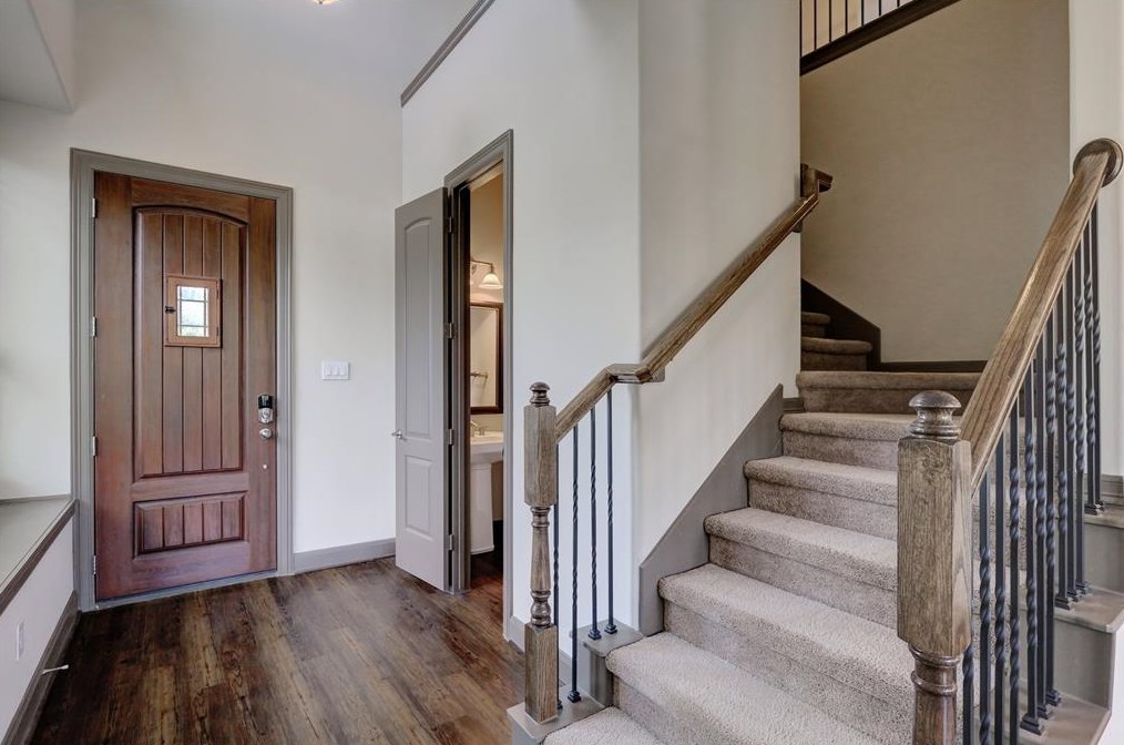 18 Aventura Pl, Spring TX  77389-2019 exterior