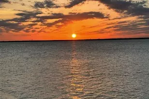 139 Isles End Rd, Tiki Island, TX 77554 - Photo 37