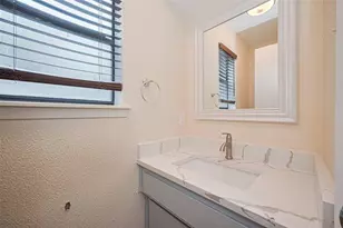 2107 Shadowbriar Dr, Houston, TX 77077 - Photo 21