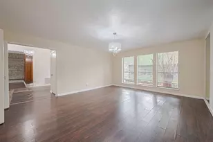 2107 Shadowbriar Dr, Houston, TX 77077 - Photo 15