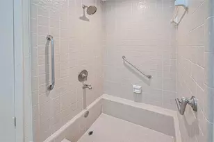 2107 Shadowbriar Dr, Houston, TX 77077 - Photo 29