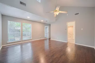 2107 Shadowbriar Drive, Houston, TX 77077 - Photo 25