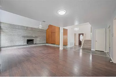 2107 Shadowbriar Drive, Houston, TX 77077 - Photo 9