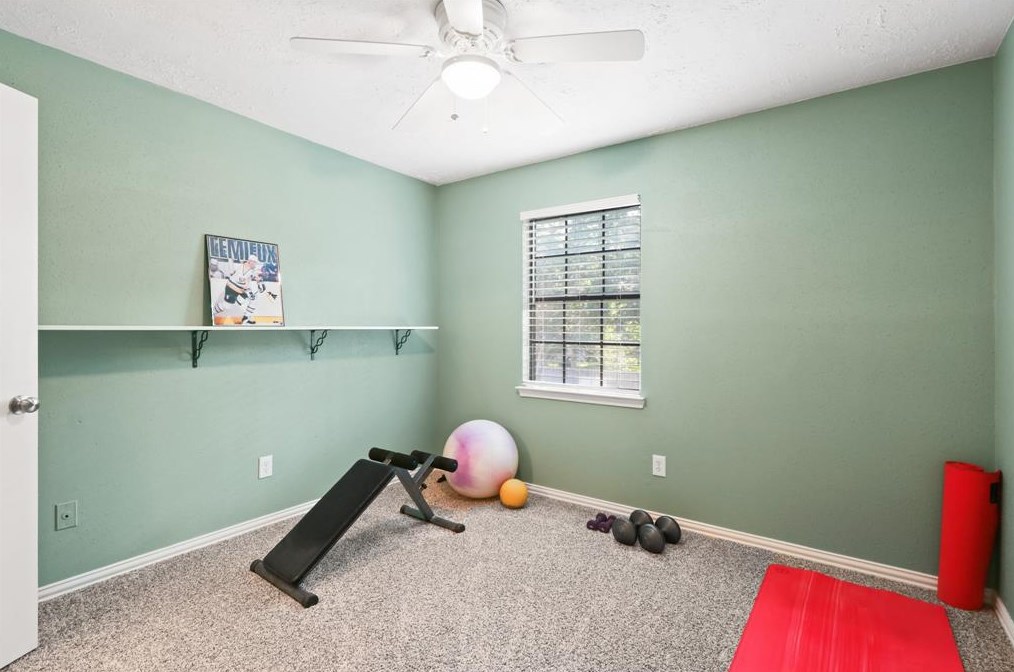 3418 Woodmere Ln, Sugar Land TX  77478-5225 exterior