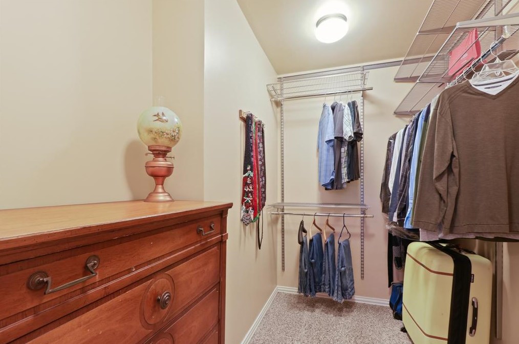 3418 Woodmere Ln, Sugar Land TX  77478-5225 exterior