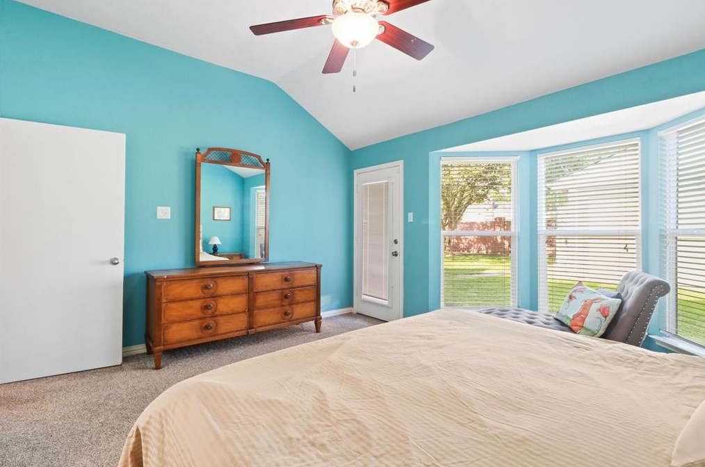 3418 Woodmere Ln, Sugar Land TX  77478-5225 exterior