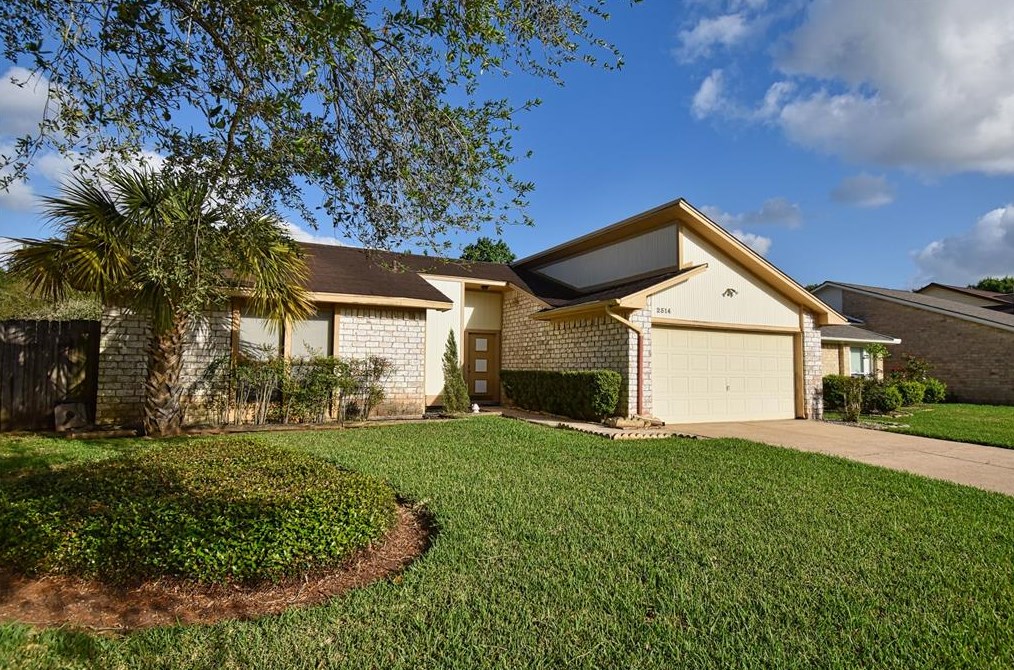 2514 Buffalo Trl, Sugar Land TX  77479-1640 exterior