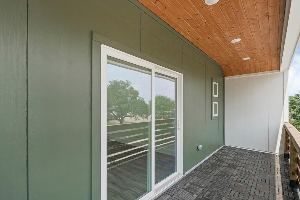 4816 Creekmont Dr, Houston TX  77091-5407 exterior